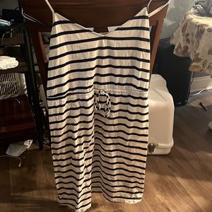 Old navy dress cotton blue and white